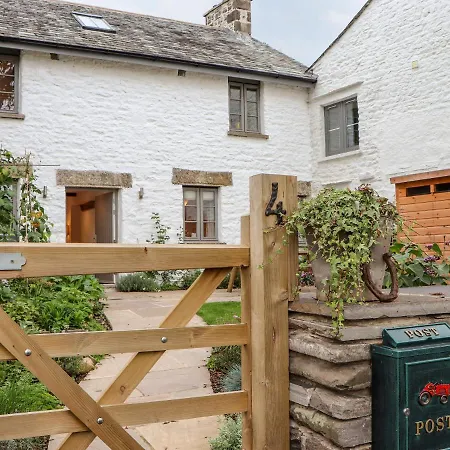Monkey Puzzle Sedbergh